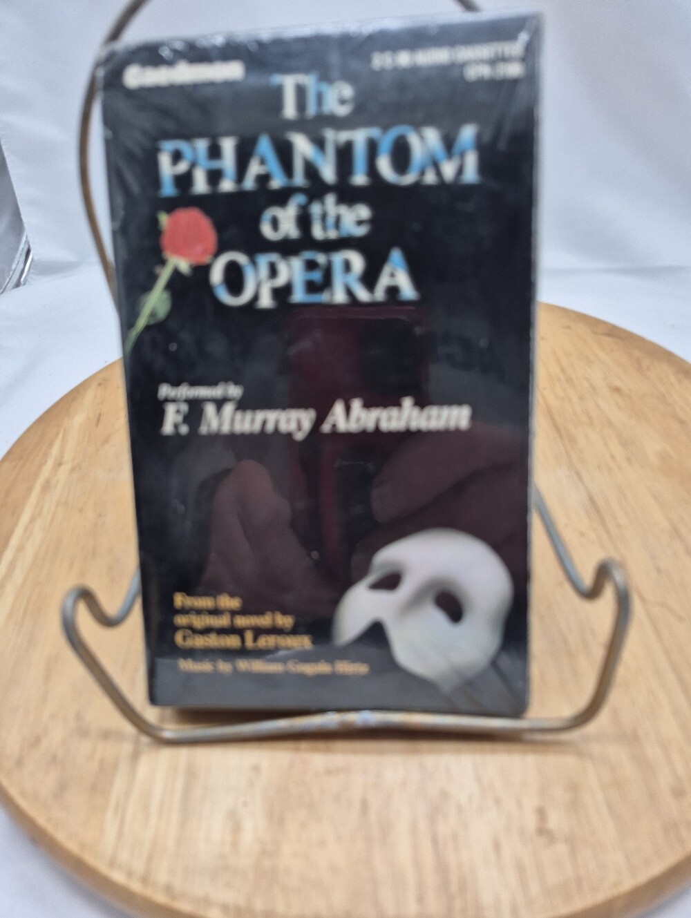 The Phatntom Of The Opera Book On Cassette Tapes.F.Murray Abraham Unopened